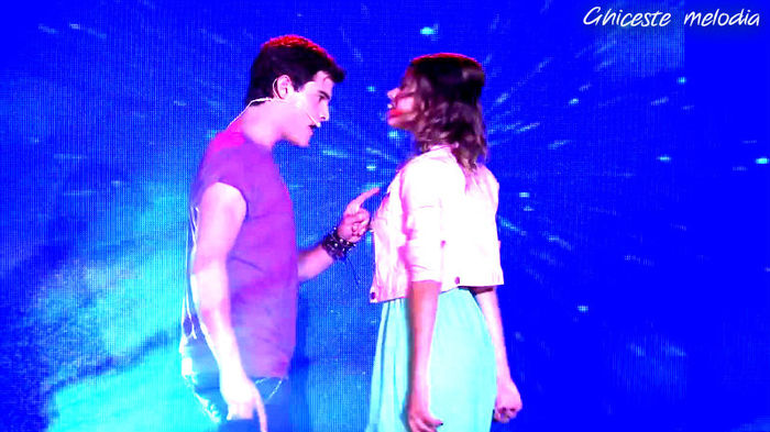 se numeste Diego y Violetta-"Yo soy asi" - i--------Ghiceste melodia-------i