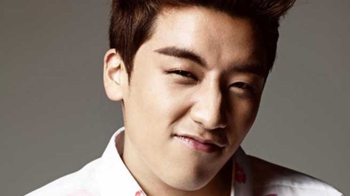 Si nu e drept.Are ciuda pe mine ca sunt prea sexy pentru ea.