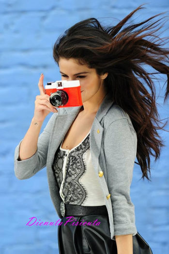 11 - Dream Out Loud-New Photoshoot