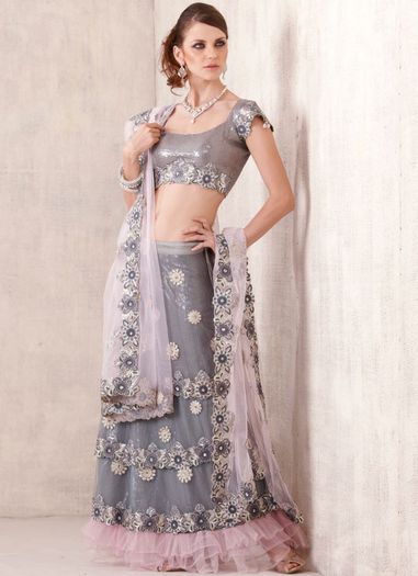 Celestial-Dream-Lehenga-Choli-GHMNJ117-u