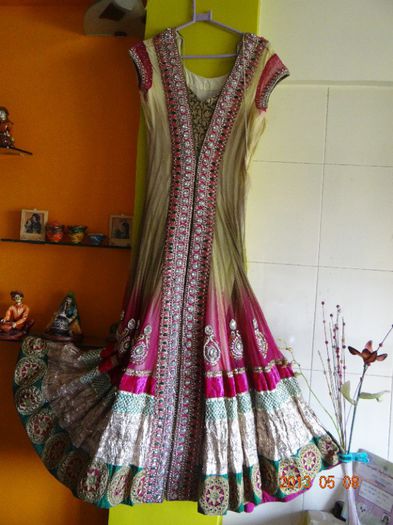 1368085798_508566042_3-designer-shararas-anarkalis-sarees-on-rent-Mumbai - Sharara