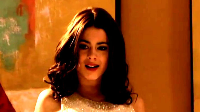 Intr-adevar parul, - n--------Cenusareasa-----------n