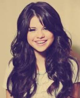 Maryana: Ke kostum de baie o sa portzi?:>> :P