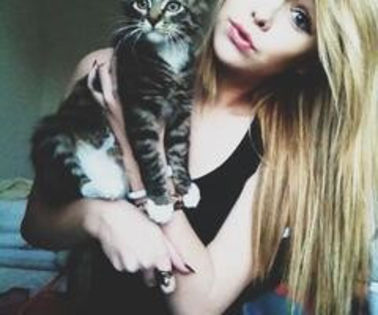 thumb - xo_Acacia Clark_xo