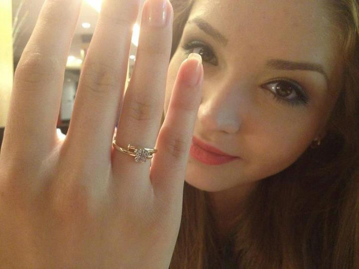 295958_103861116433849_1411346140_n