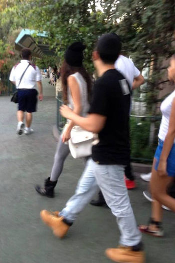 3 - Selena at Disneyland with friends Sammy Droke- Francia Raisa- Kat Deluna- Emblem and Austin Mahone--