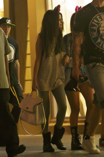 6 - Selena at Disneyland with friends Sammy Droke- Francia Raisa- Kat Deluna- Emblem and Austin Mahone--