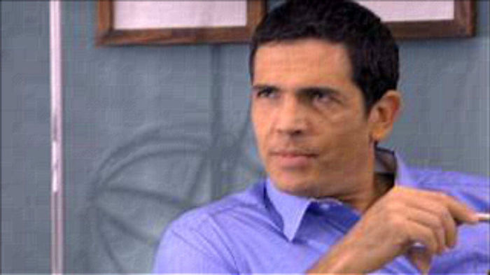 In cazul asta...de acord...acea fata parea sincera...si foarte frumoasa..; Sincer cred ca e potrivita pentru tine :D .
