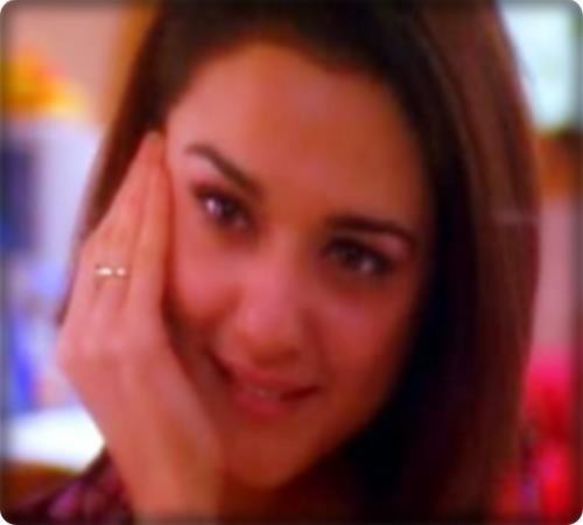 59653_446234475435111_15312762_n - Preity Zinta 09