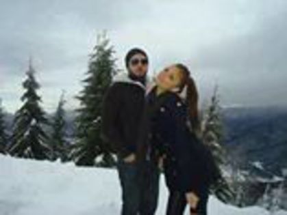 69278_117978841722213_494965765_n