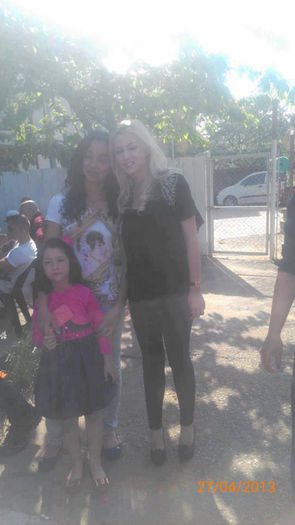 1017207_565628990149646_704136134_n