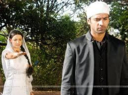 16 - ArShi-Arnav and Khushi