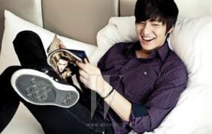  - Lee Min -Hoo