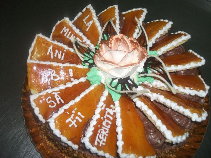 DSCF5753 - Torturi deosebite ptr zile de nastere