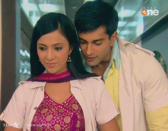 8 - D-Shilpa Anand-D