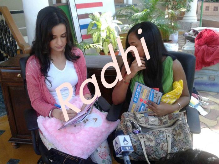 531860_307623549364959_257832089_n - Sanaya Irani