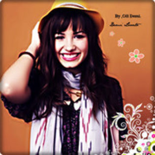 35969081_CLTWCXLAJ - 00---Despre Demi Lovato---00