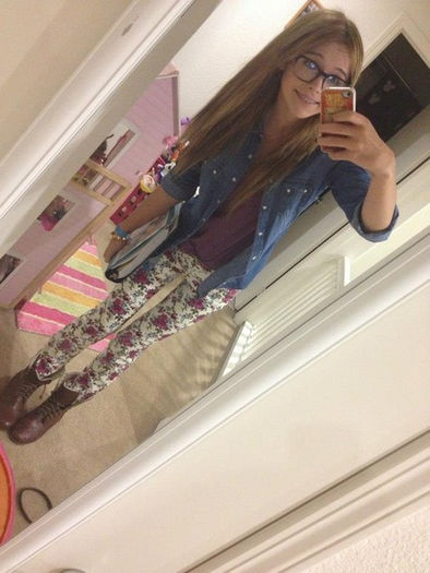 51xy4w-l-610x610-jeans-clothes-floral-pants-acacia-clark - xo_Acacia Clark_xo