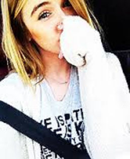 image - xo_Acacia Clark_xo