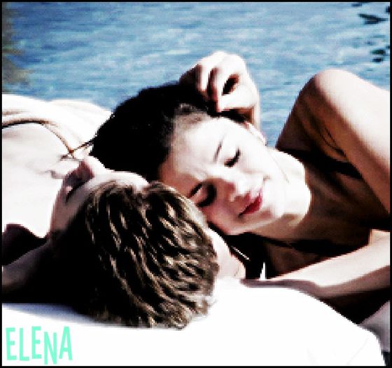 J: *se uita la Marie* i.s. Esti asa frumoasa ;x