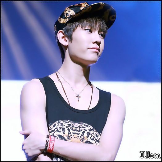 ♫ Neah,mersi oricum. :P .. [sare ni apa] .. Tot mai bine e aici. :"> .. :)). - l - x - Episodul 56 - x - l