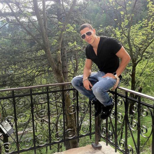 539077_129744230527406_1055654219_n