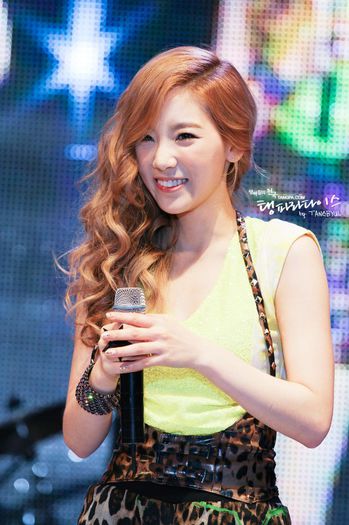 ..Taeyeon..<3 - t - t Tae Yeon