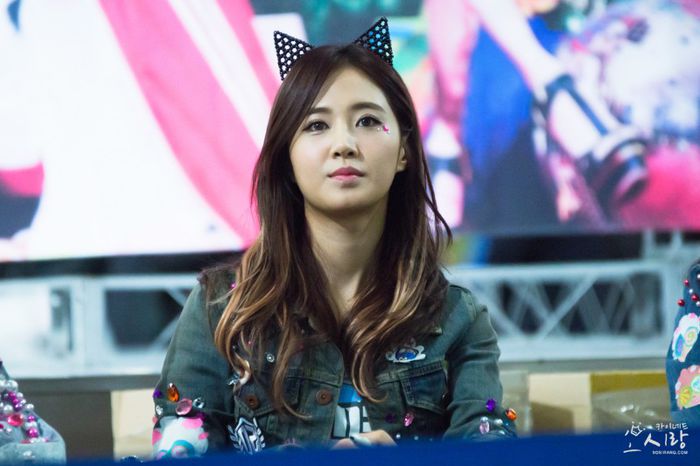 .. Yuri ...<3 <3 - t - t Yuri