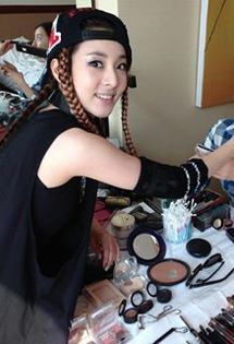 dara backstage