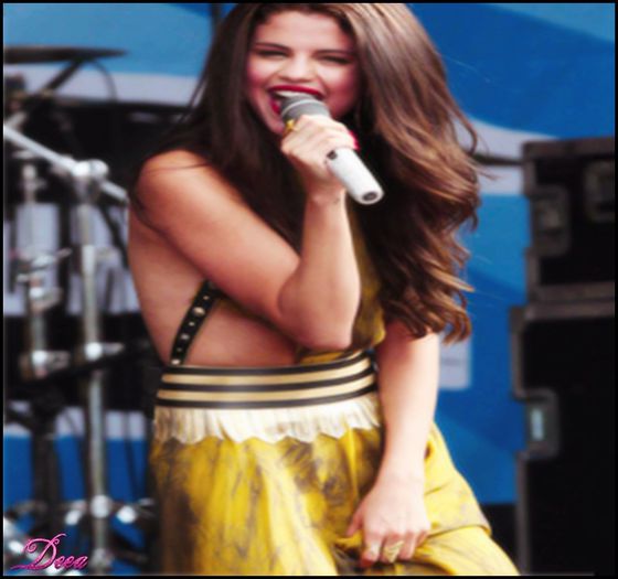 :o3 Well let me tell you a story ; About a girl and a boy ; He fell in love with his best friend [cl - lll --- Partea 4 --- lll