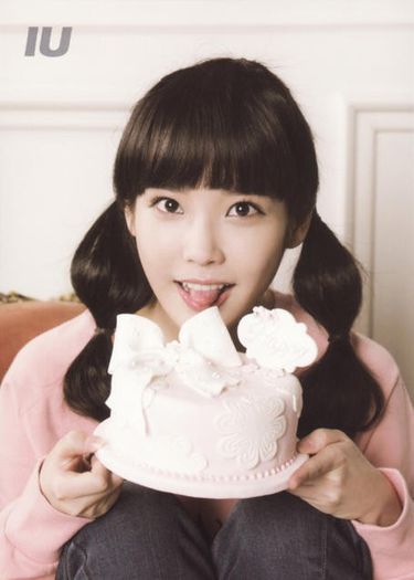 ..IU. <3 <3