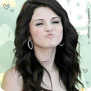 28998257_SAFDUWLGB - alege o poza neocupata cu selena gomez