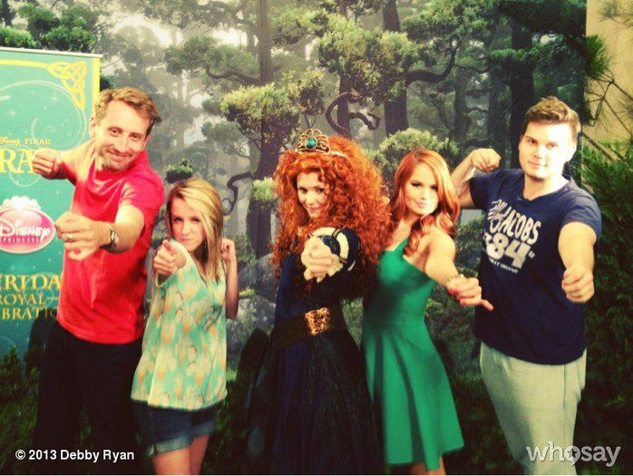 923340_10151390950195658_1286363987_n - debby ryan