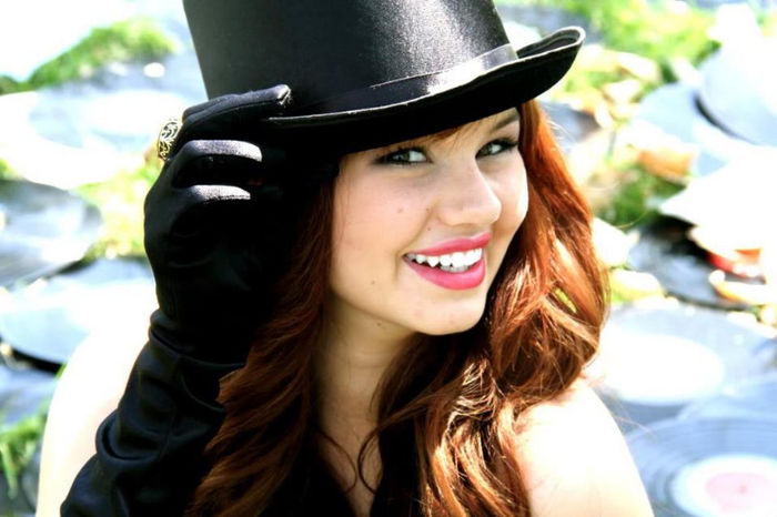 423526_10150594366560658_1552560032_n - debby ryan