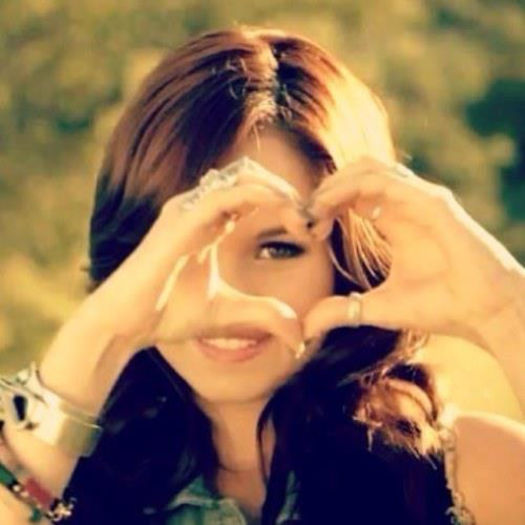 523477_10150889893025658_1413743100_n