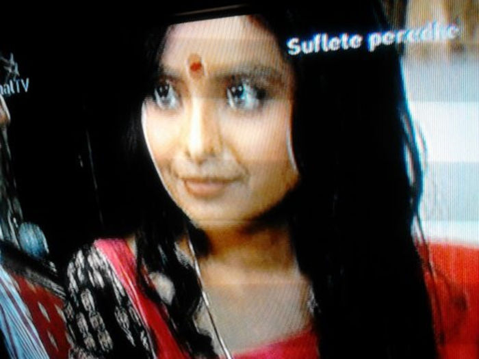  - l_Pavitra Rishta ep de joi_l