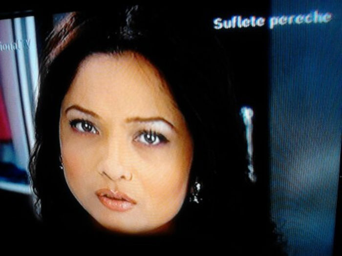  - l_Pavitra Rishta ep de joi_l
