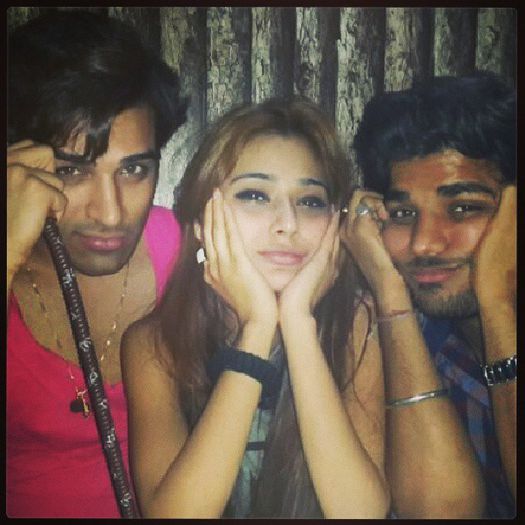 10 - sara khan24