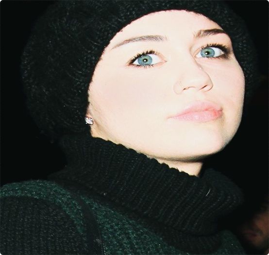 ► ► ► day 93 . - imperfections equal beauty