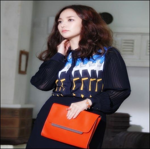 Inca nu ne putem panica .. lansarea nu a avut inca succes :)