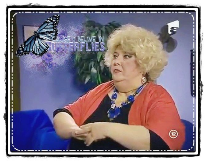 Aa! da ce-i cu ruj pe gura ta?