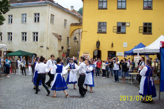 100_9006 - Targul mestesugarilor la Sighisoara 2013