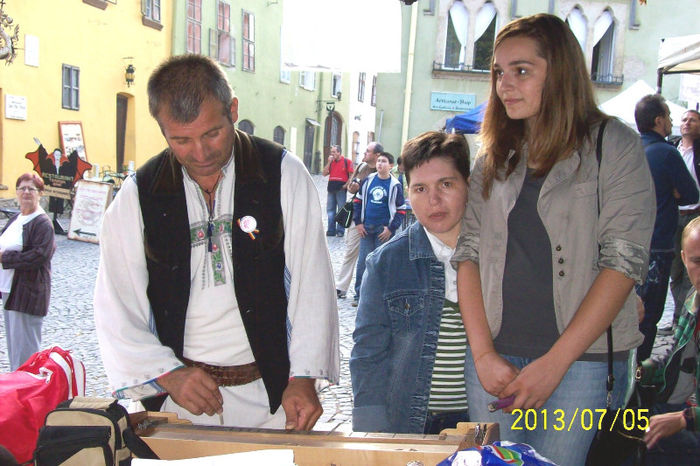 100_9081 - Targul mestesugarilor la Sighisoara 2013