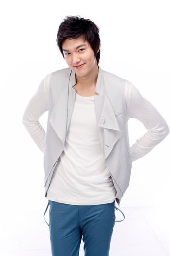  - Lee Min -Hoo