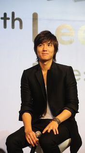  - Lee Min -Hoo