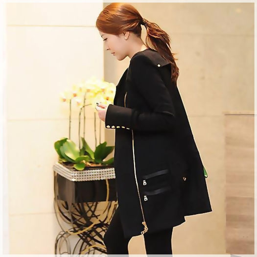 ;; Sulli..calm...nu lesina..te rog..:-s Si.. a venit singura..pe picioarele ei..