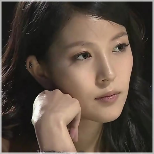 ;; As vrea eu..desi m-as duce sa ma culc..desi stiu ca ea o sa fie aici maine..-_-