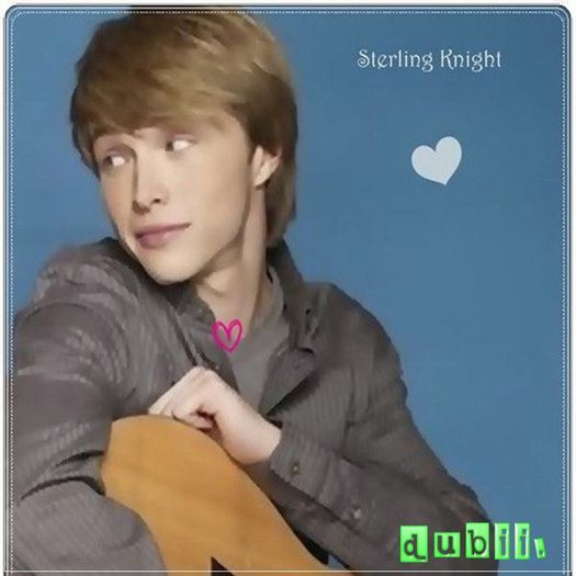 - tocilara sta prost cu nervii. =; =)) [catre Andrew.