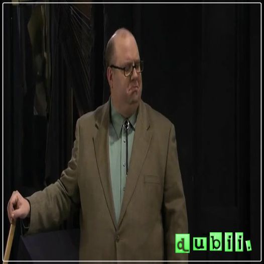 - [intrand] deci..sigur ati auzit cu totii de catalogul clasei voastre,care a disparut. ;;)