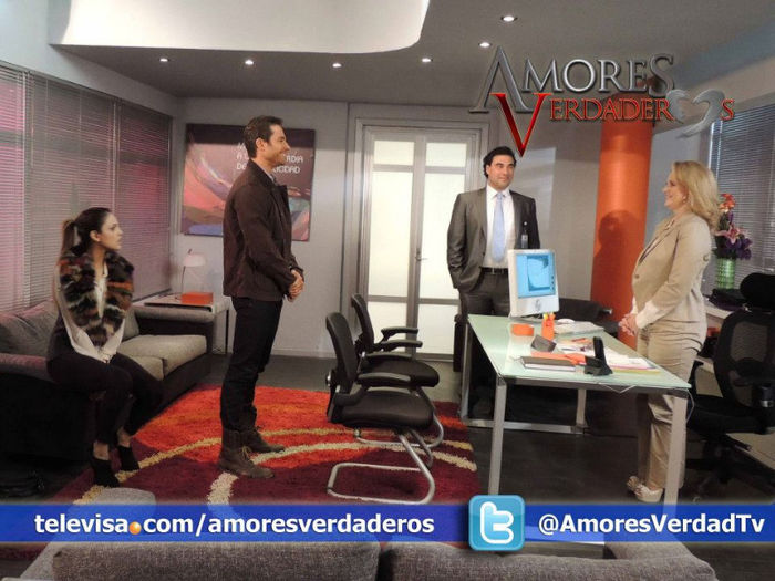 406056_434513896620869_747352446_n - Amores Verdaderos-Iubiri adevarate